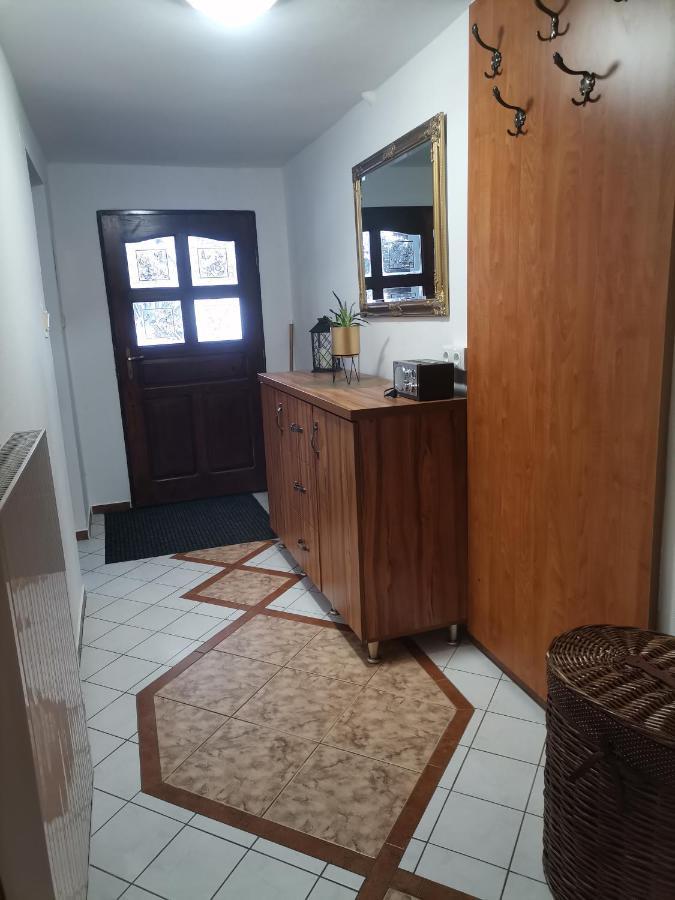 Apartman Ustie Трстена Екстер'єр фото