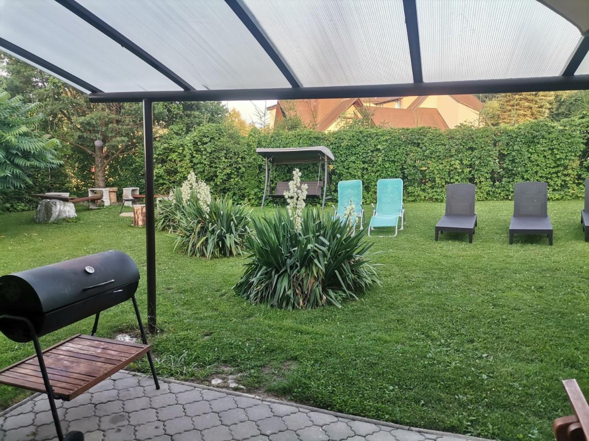 Apartman Ustie Трстена Екстер'єр фото