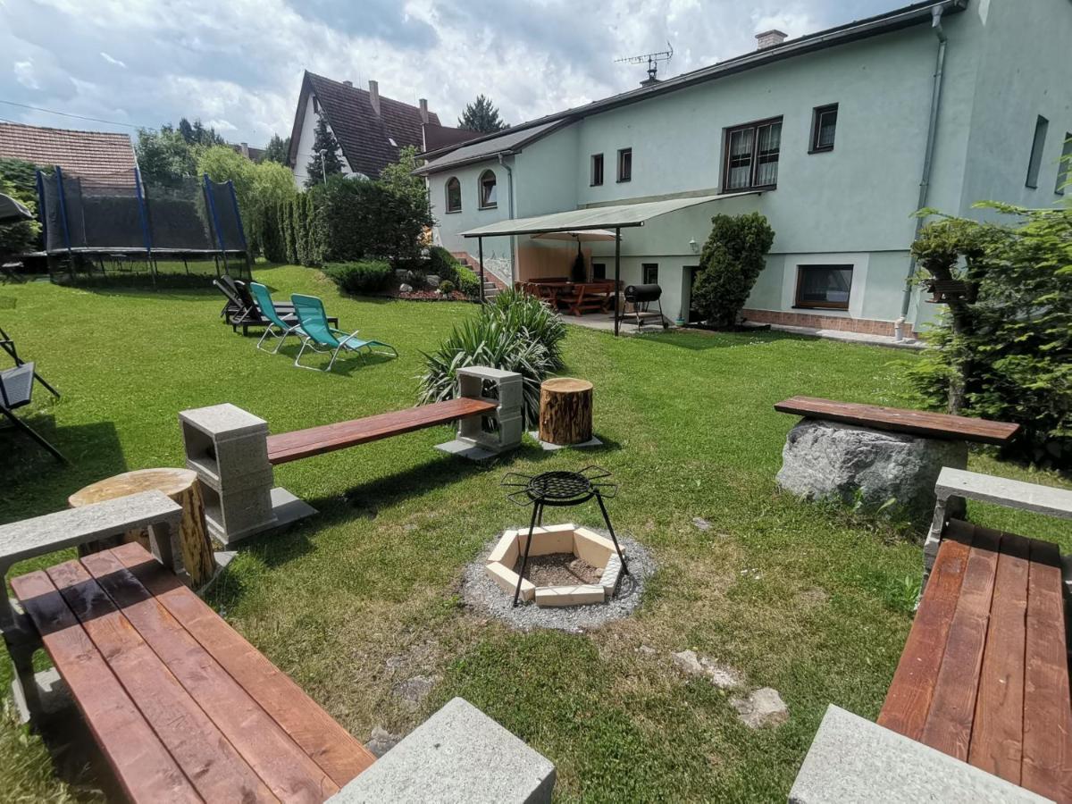 Apartman Ustie Трстена Екстер'єр фото