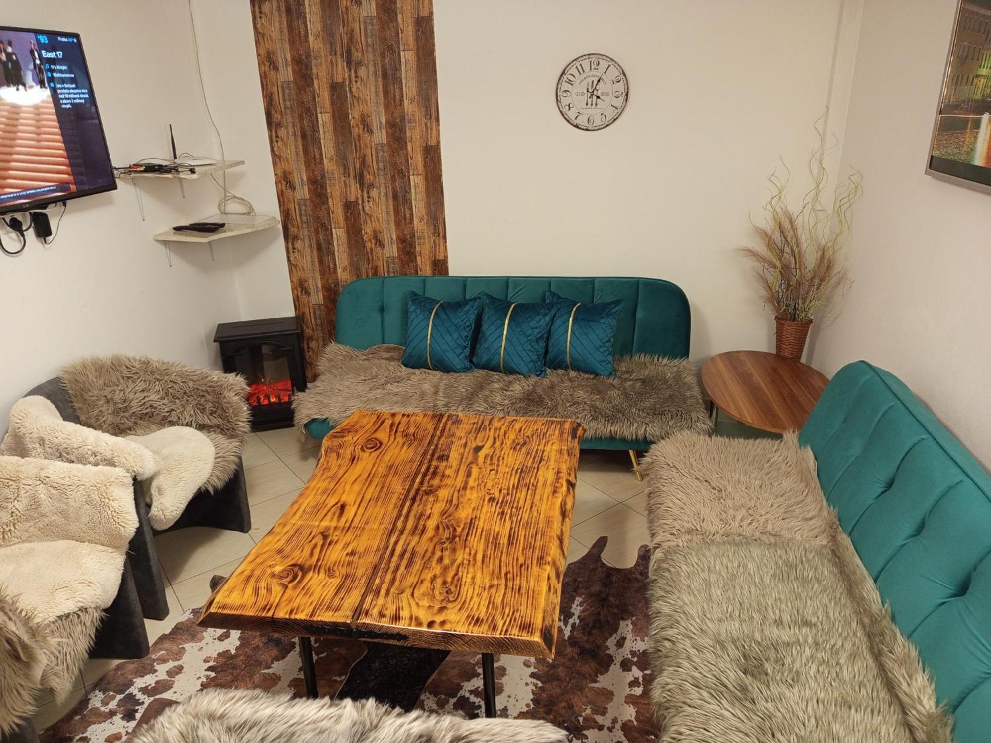 Apartman Ustie Трстена Екстер'єр фото