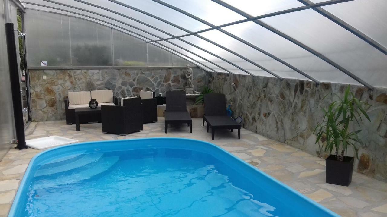 Apartman Ustie Трстена Екстер'єр фото